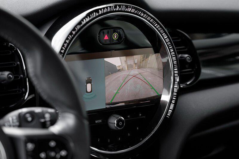 used 2022 MINI Hardtop car, priced at $20,500