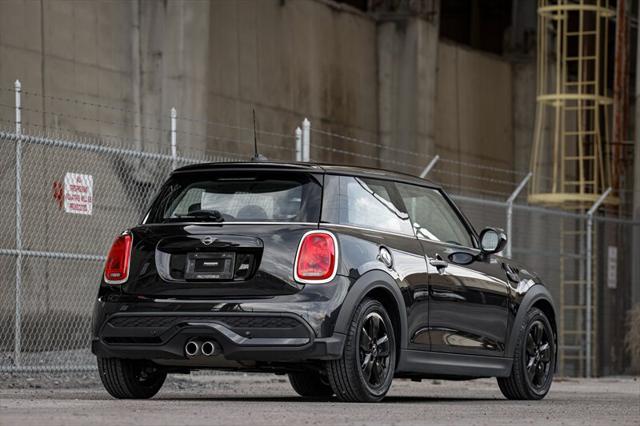 used 2022 MINI Hardtop car, priced at $22,500
