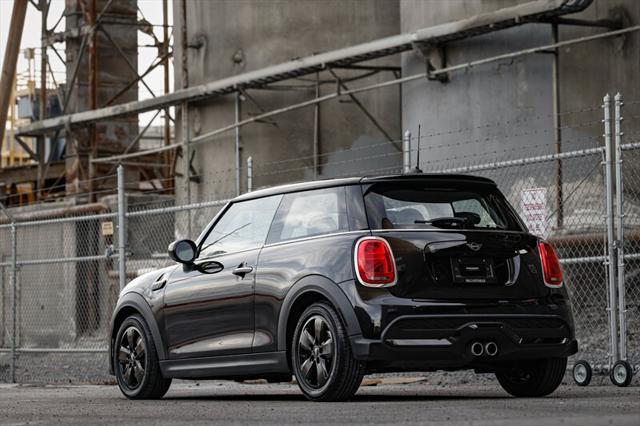 used 2022 MINI Hardtop car, priced at $22,500