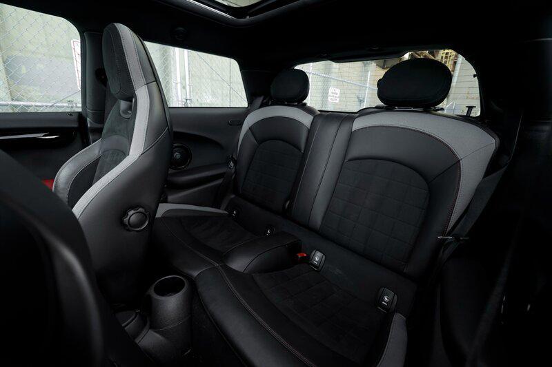 used 2020 MINI Hardtop car, priced at $25,500