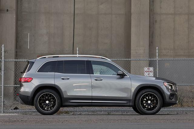 used 2020 Mercedes-Benz GLB 250 car, priced at $27,500