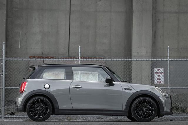 used 2022 MINI Hardtop car, priced at $26,500