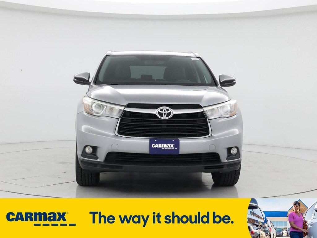 used 2015 Toyota Highlander car, priced at $17,998