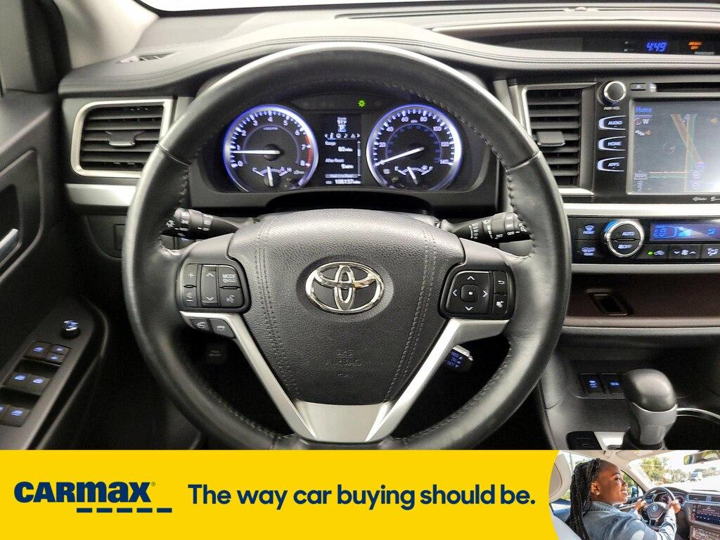 used 2015 Toyota Highlander car, priced at $17,998
