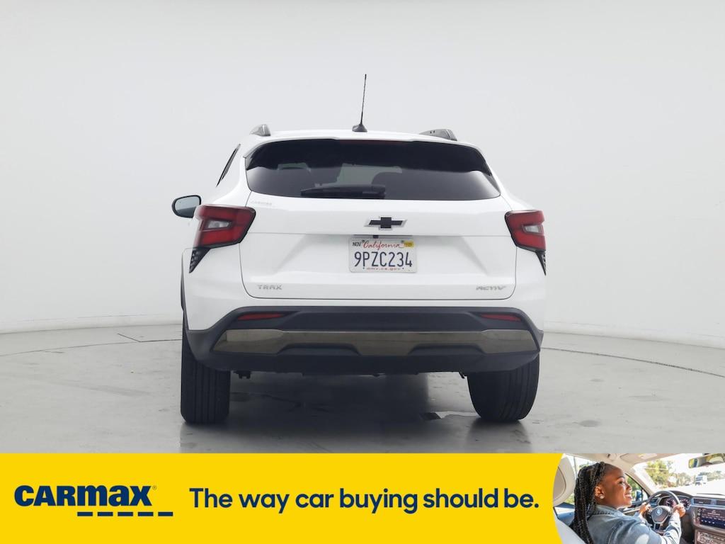used 2025 Chevrolet Trax car, priced at $26,998