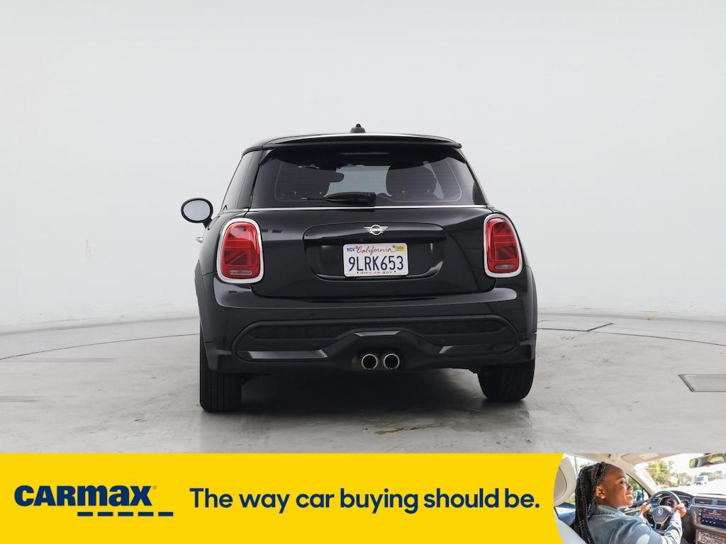 used 2022 MINI Hardtop car, priced at $20,998