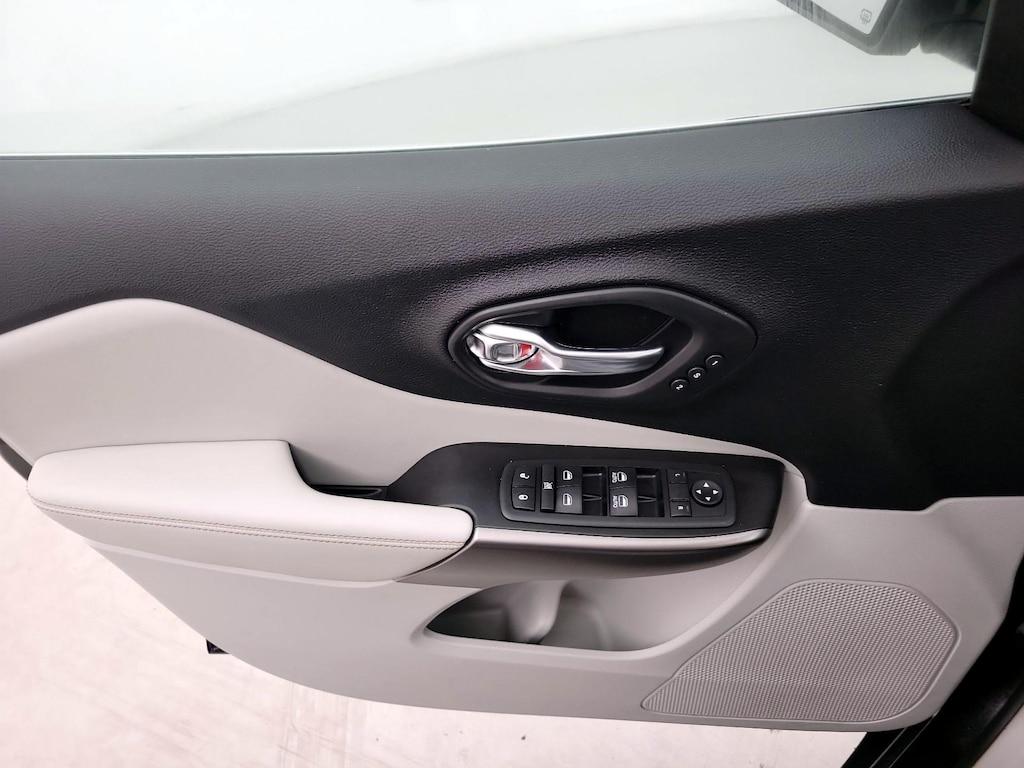 used 2019 Jeep Cherokee car, priced at $20,998