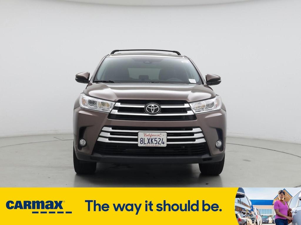 used 2019 Toyota Highlander car, priced at $29,998