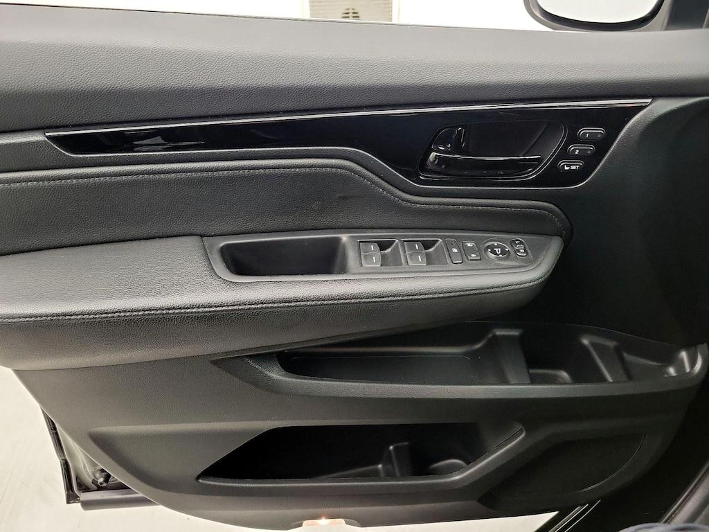 used 2023 Honda Odyssey car, priced at $37,998