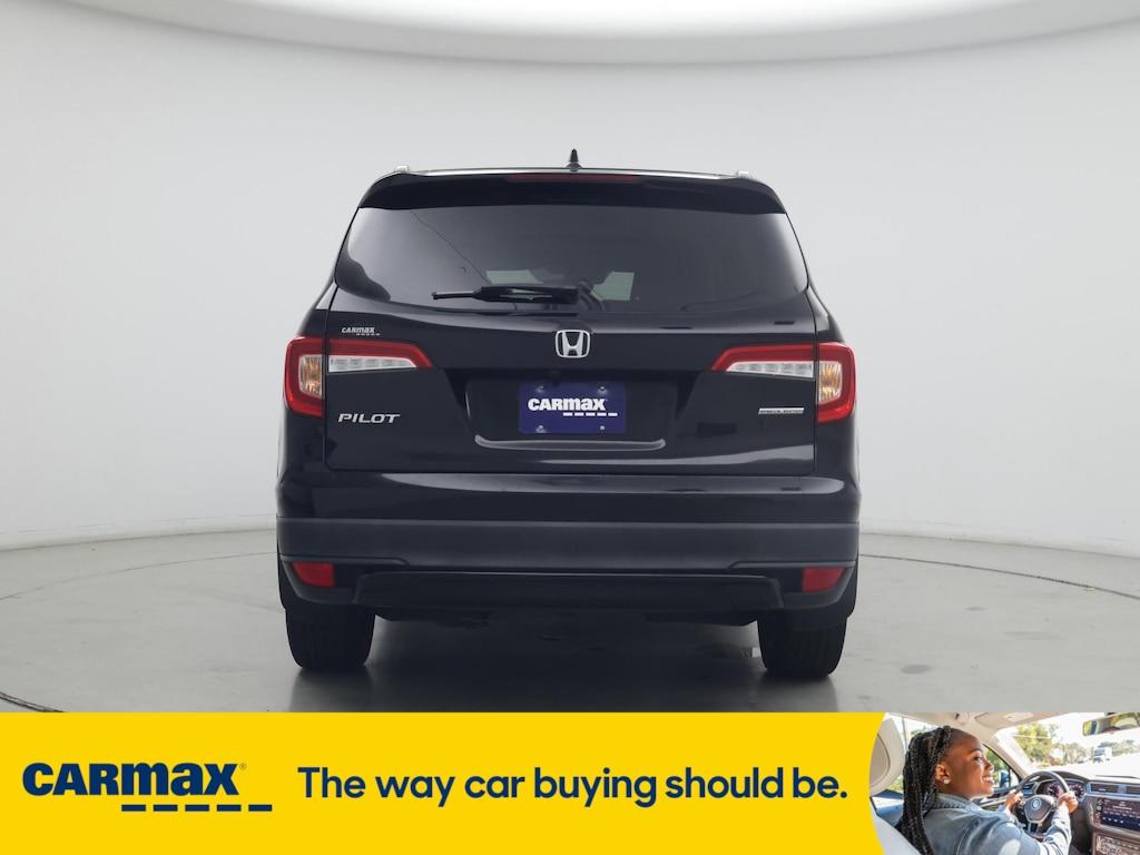 used 2022 Honda Pilot car, priced at $33,998
