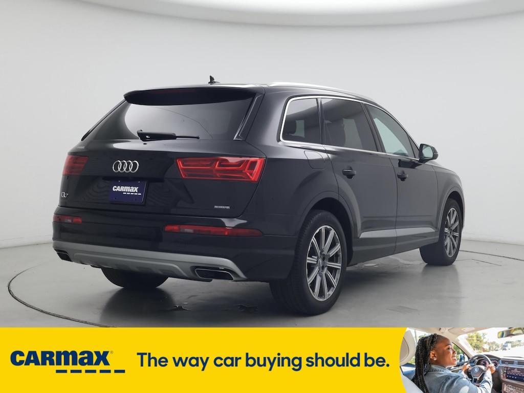 used 2019 Audi Q7 car, priced at $27,998