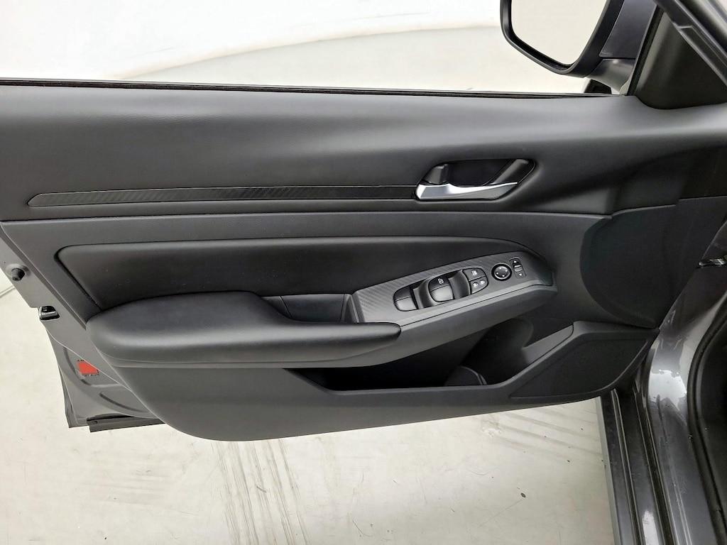 used 2022 Nissan Altima car, priced at $19,998