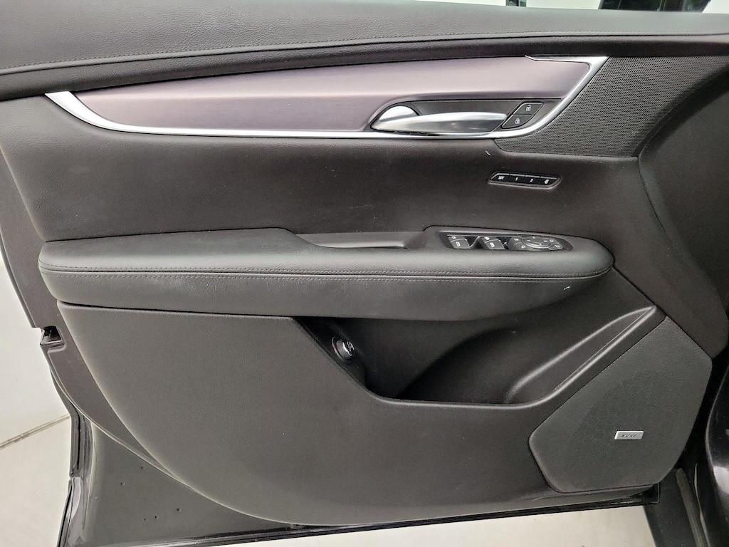 used 2019 Cadillac XT5 car, priced at $22,998