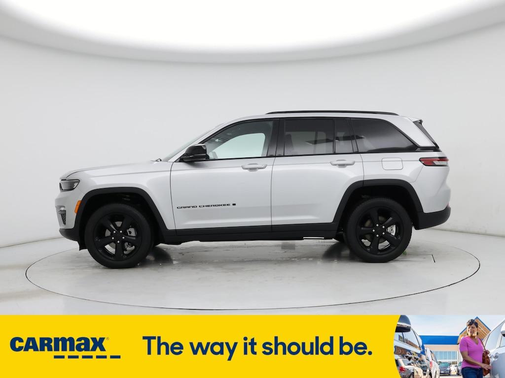 used 2024 Jeep Grand Cherokee car, priced at $39,998