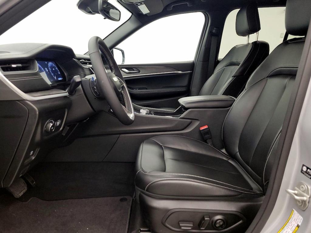 used 2024 Jeep Grand Cherokee car, priced at $39,998