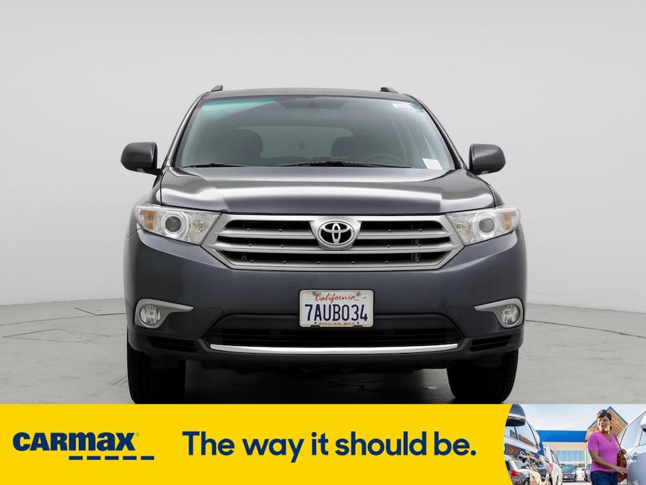 used 2013 Toyota Highlander car, priced at $16,998