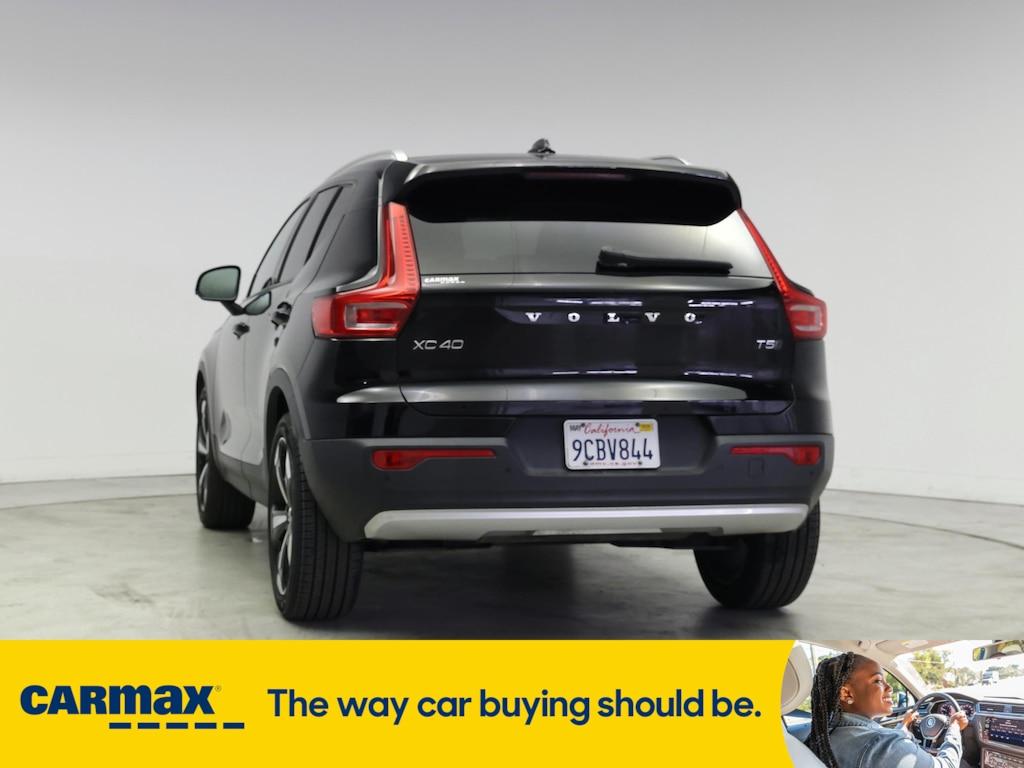 used 2019 Volvo XC40 car, priced at $23,998