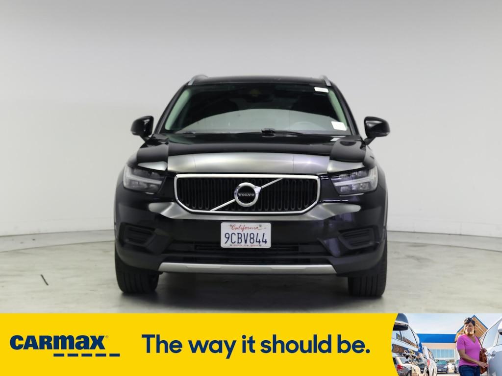 used 2019 Volvo XC40 car, priced at $23,998
