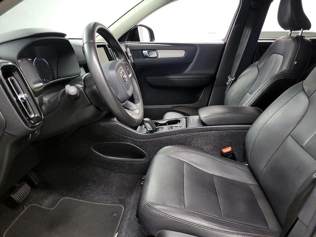 used 2019 Volvo XC40 car, priced at $23,998