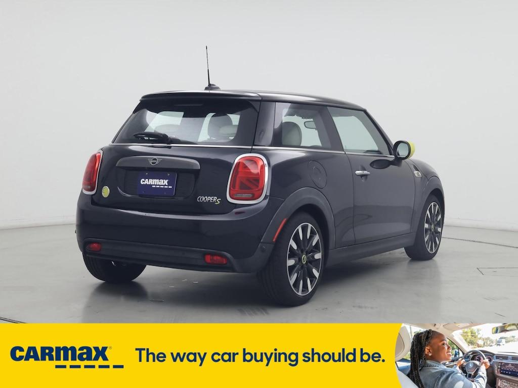 used 2020 MINI SE Hardtop car, priced at $20,998