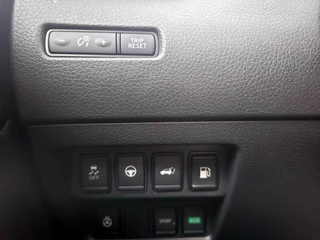 used 2020 Nissan Rogue car, priced at $23,998