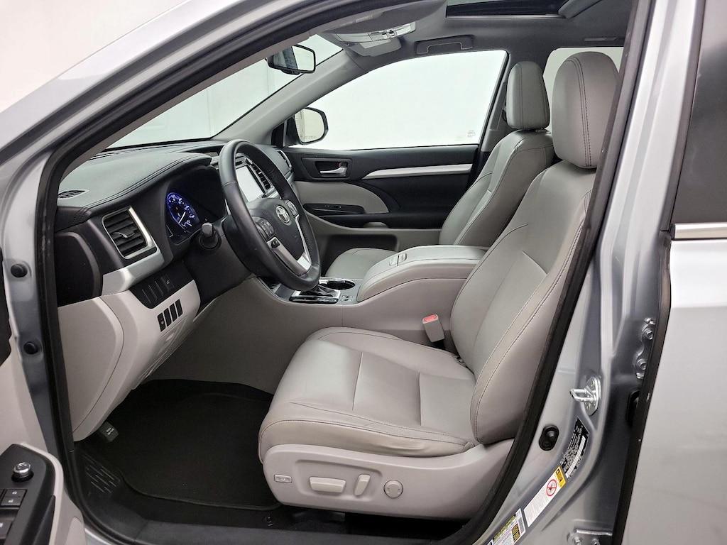 used 2015 Toyota Highlander car, priced at $24,998