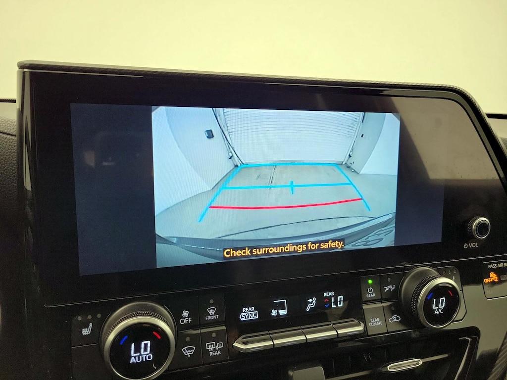 used 2024 Toyota Highlander car, priced at $46,998