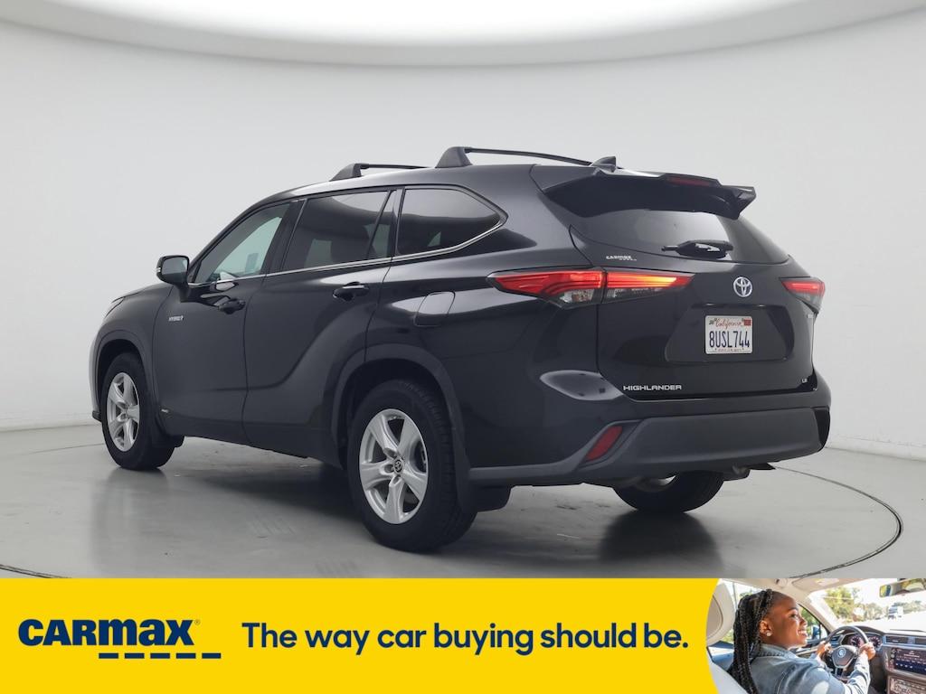 used 2021 Toyota Highlander Hybrid car, priced at $36,998
