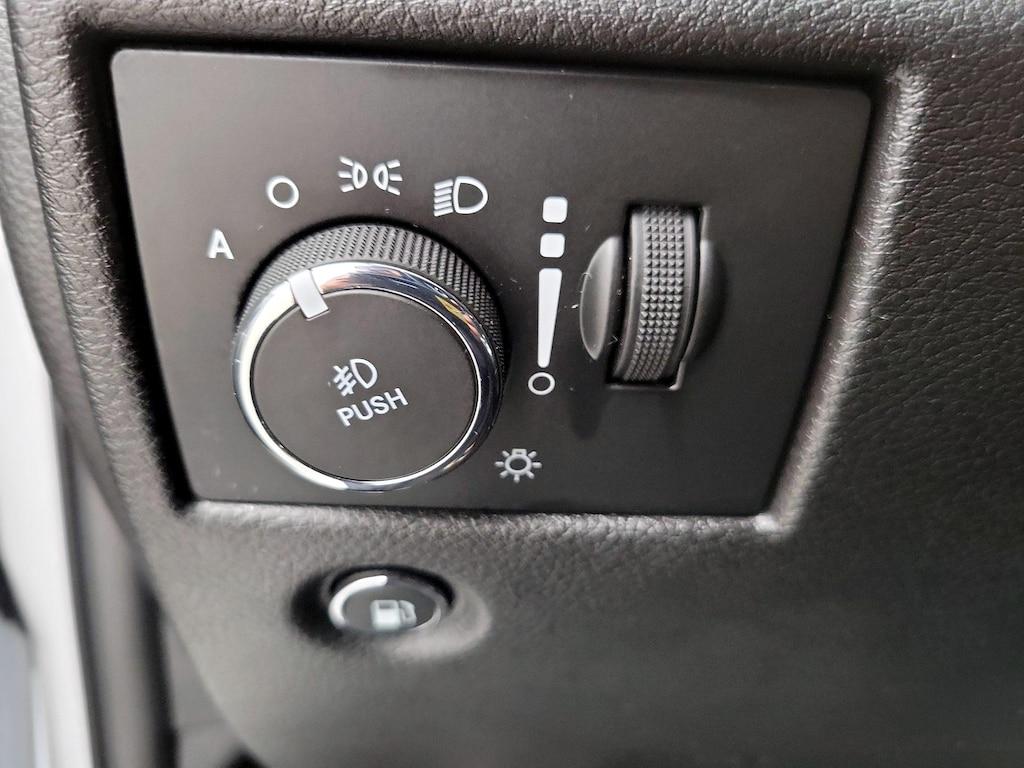 used 2021 Jeep Grand Cherokee car, priced at $28,998