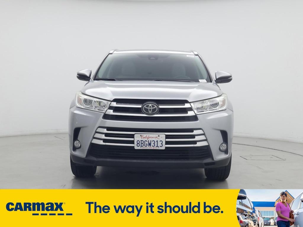 used 2017 Toyota Highlander car, priced at $24,998