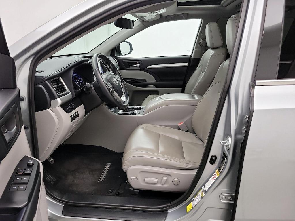 used 2017 Toyota Highlander car, priced at $24,998