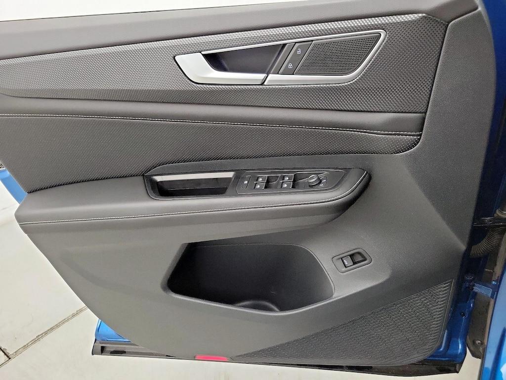 used 2024 Volkswagen Atlas Cross Sport car, priced at $40,998