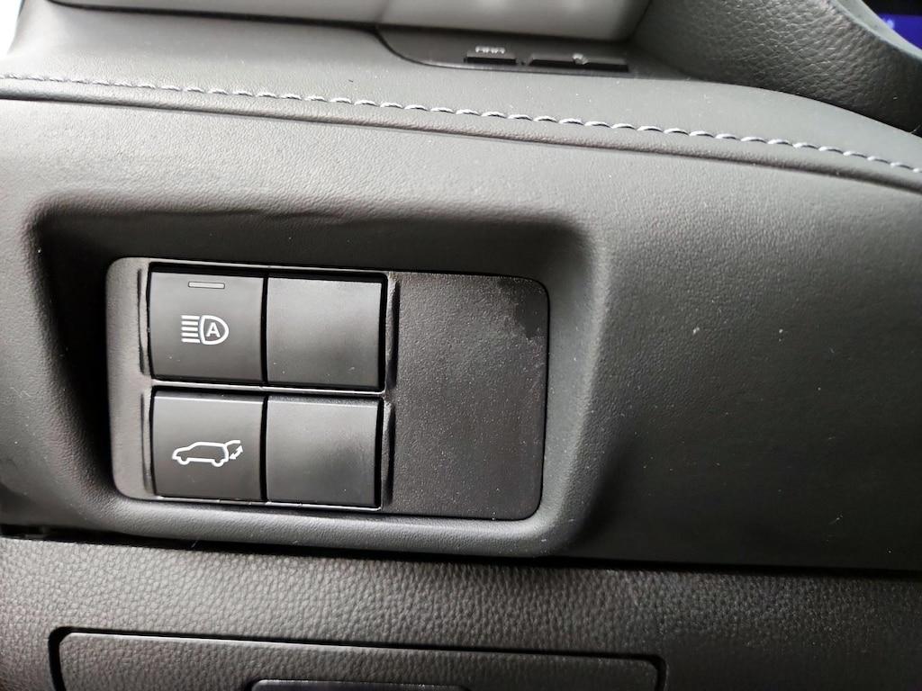 used 2022 Toyota Highlander car, priced at $40,998