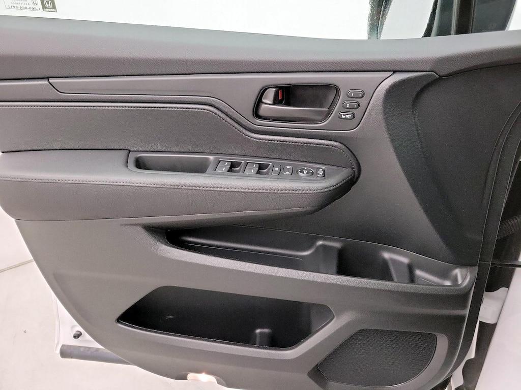 used 2024 Honda Odyssey car, priced at $40,998