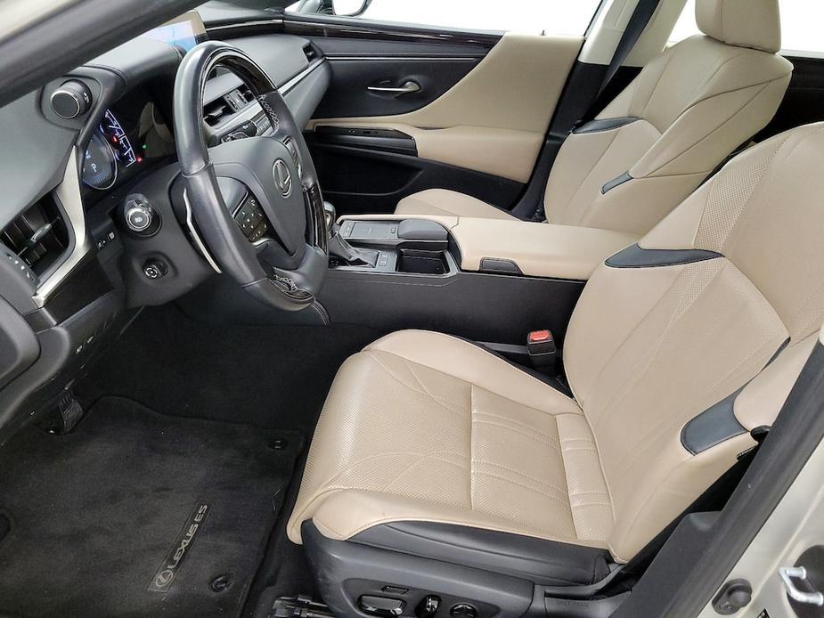 used 2019 Lexus ES 300h car, priced at $26,998