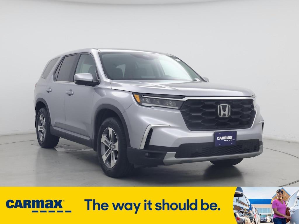 used 2023 Honda Pilot car, priced at $37,998