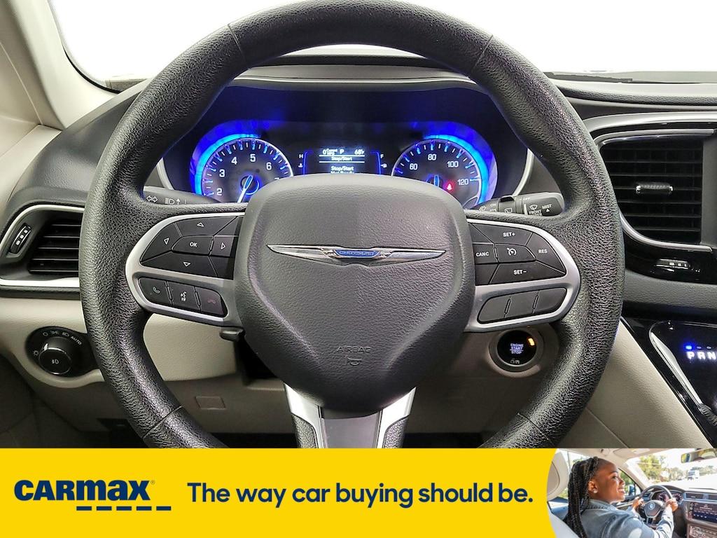 used 2020 Chrysler Pacifica car, priced at $22,998