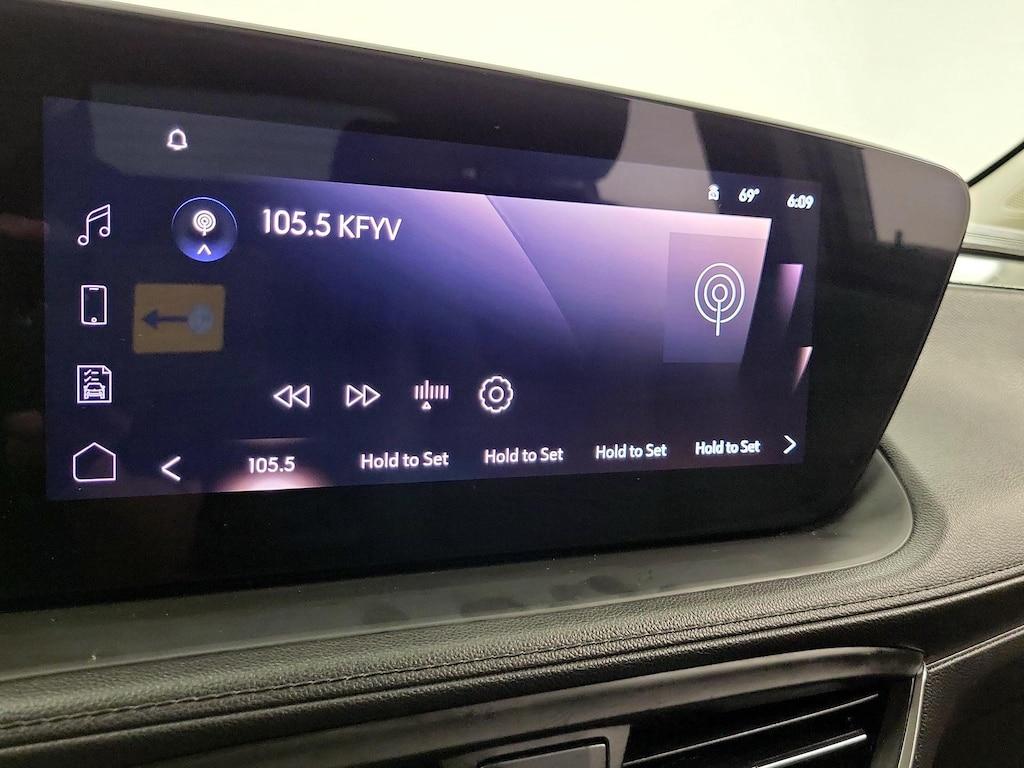 used 2024 Buick Encore GX car, priced at $20,998