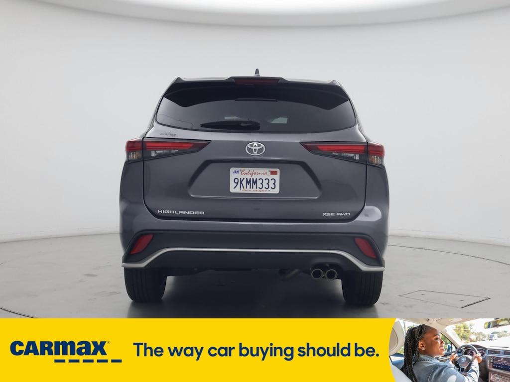used 2024 Toyota Highlander car, priced at $46,998