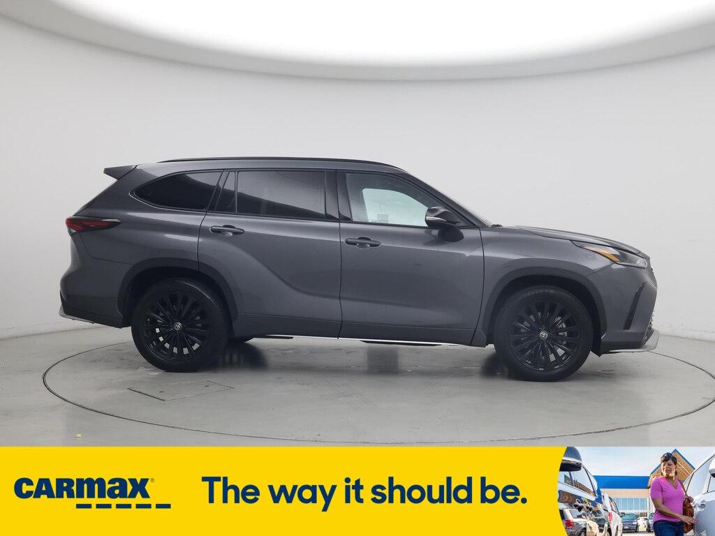 used 2024 Toyota Highlander car, priced at $47,998