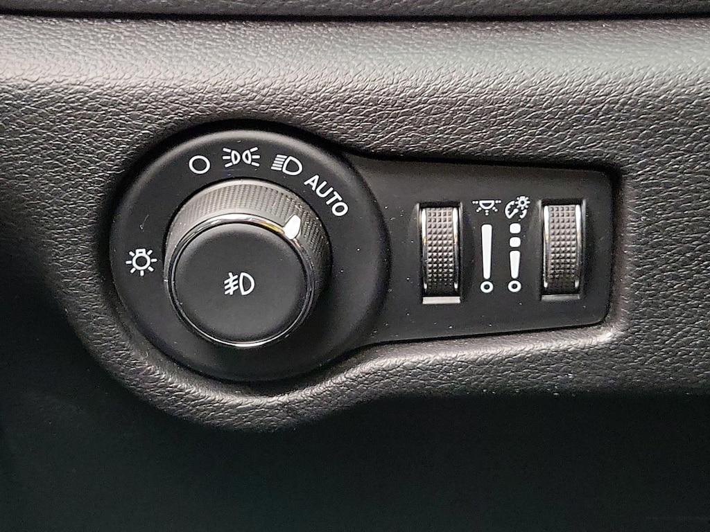 used 2022 Chrysler Pacifica car, priced at $36,998