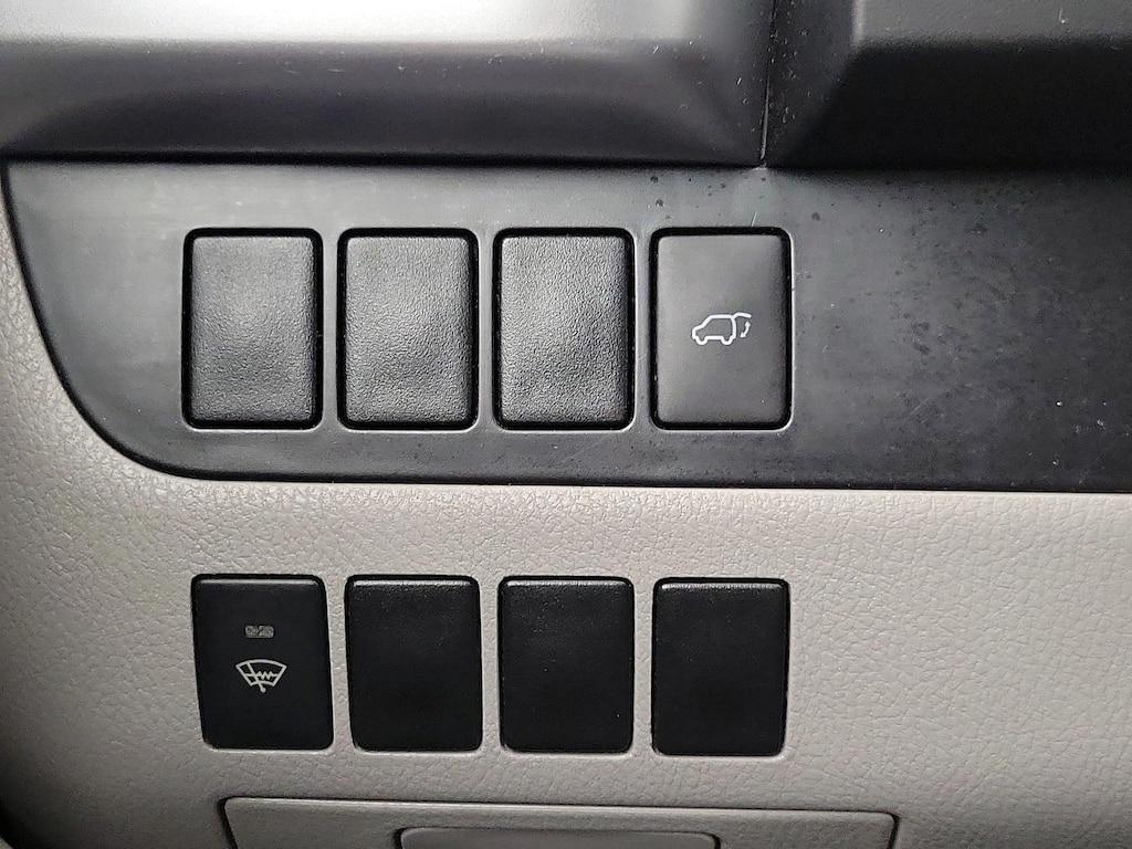 used 2015 Toyota Highlander car, priced at $21,998