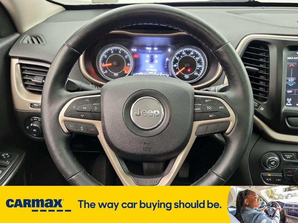 used 2014 Jeep Cherokee car, priced at $13,998