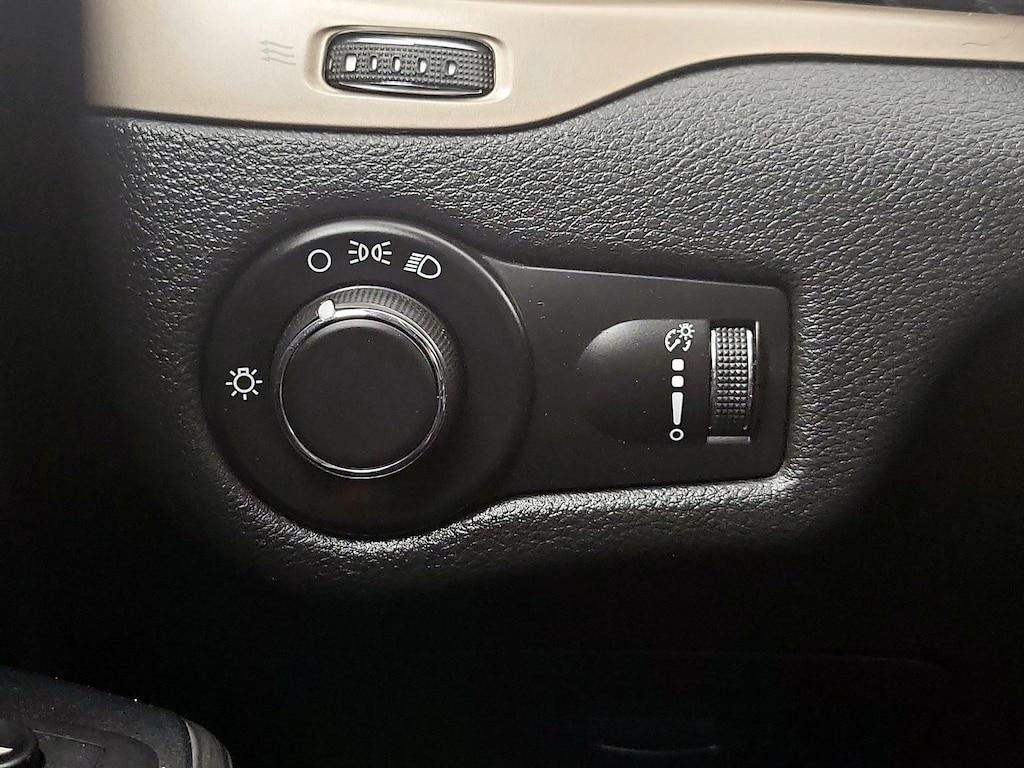 used 2015 Jeep Cherokee car, priced at $11,599