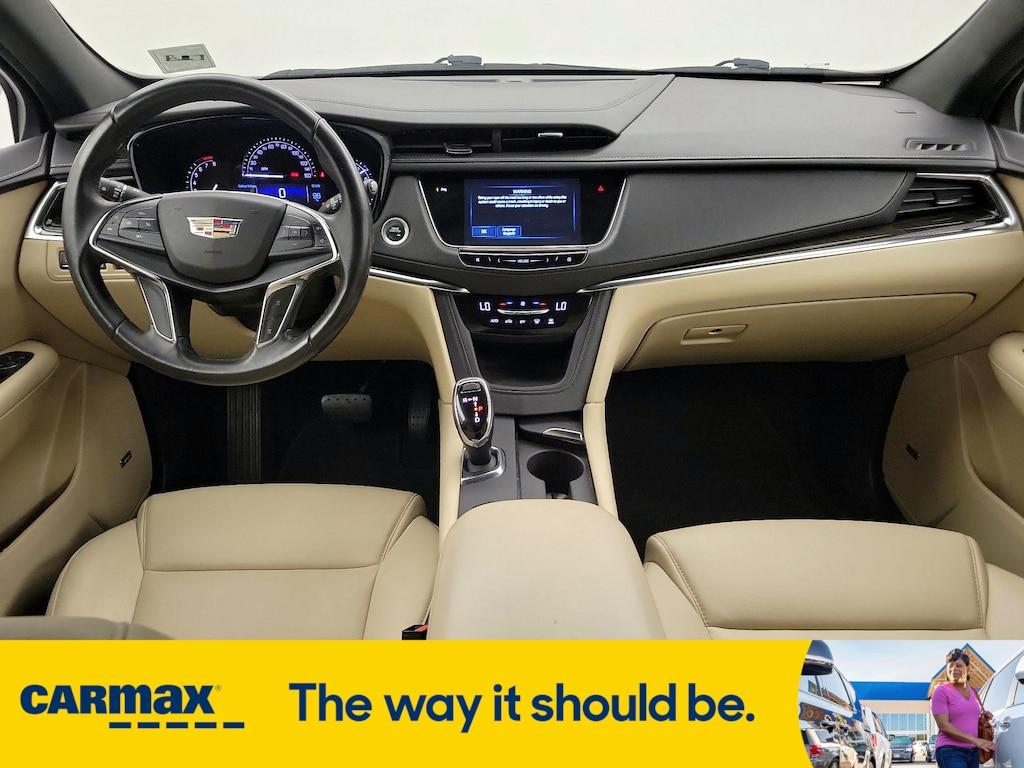 used 2019 Cadillac XT5 car, priced at $20,998