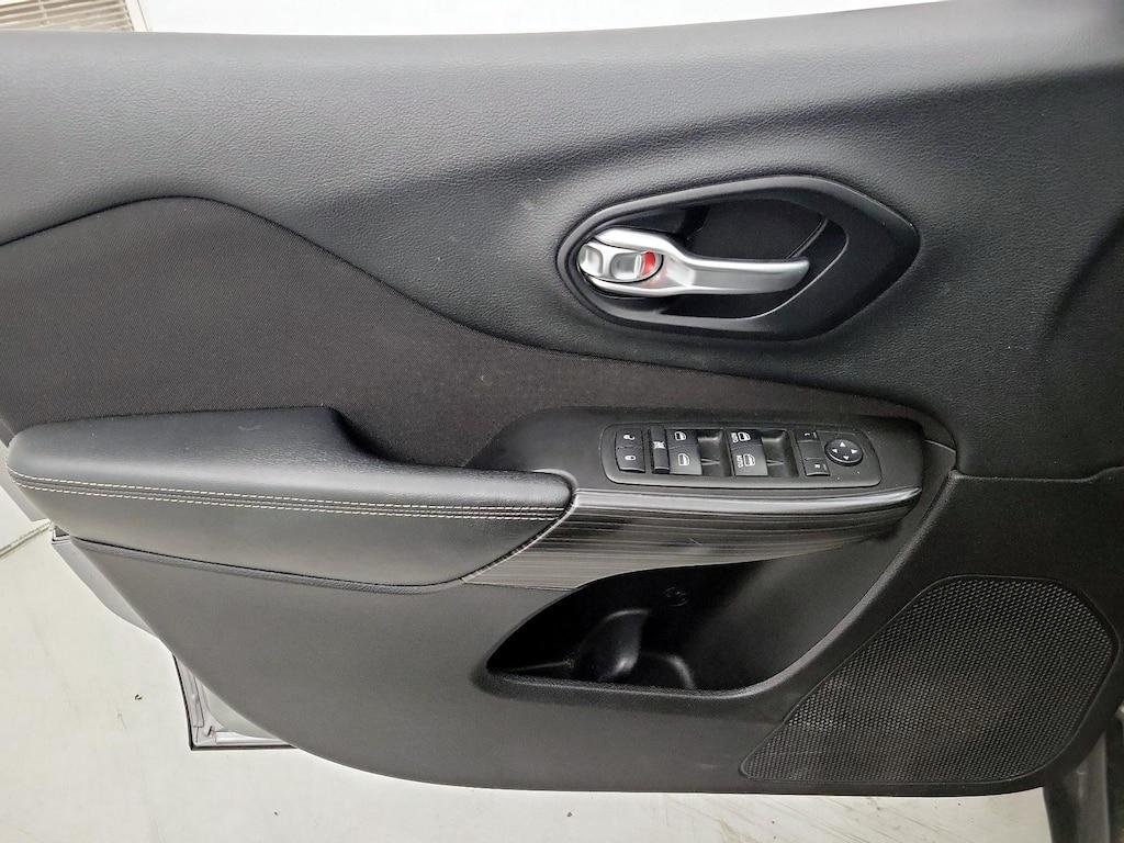 used 2014 Jeep Cherokee car, priced at $12,998