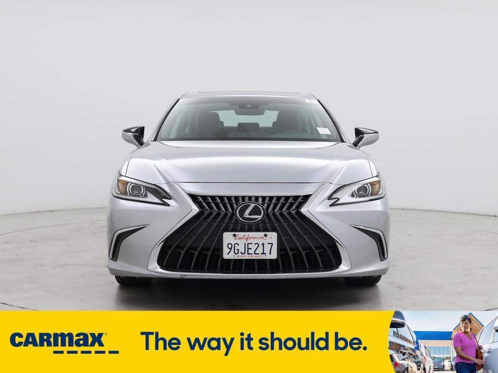 used 2023 Lexus ES 300h car, priced at $39,998