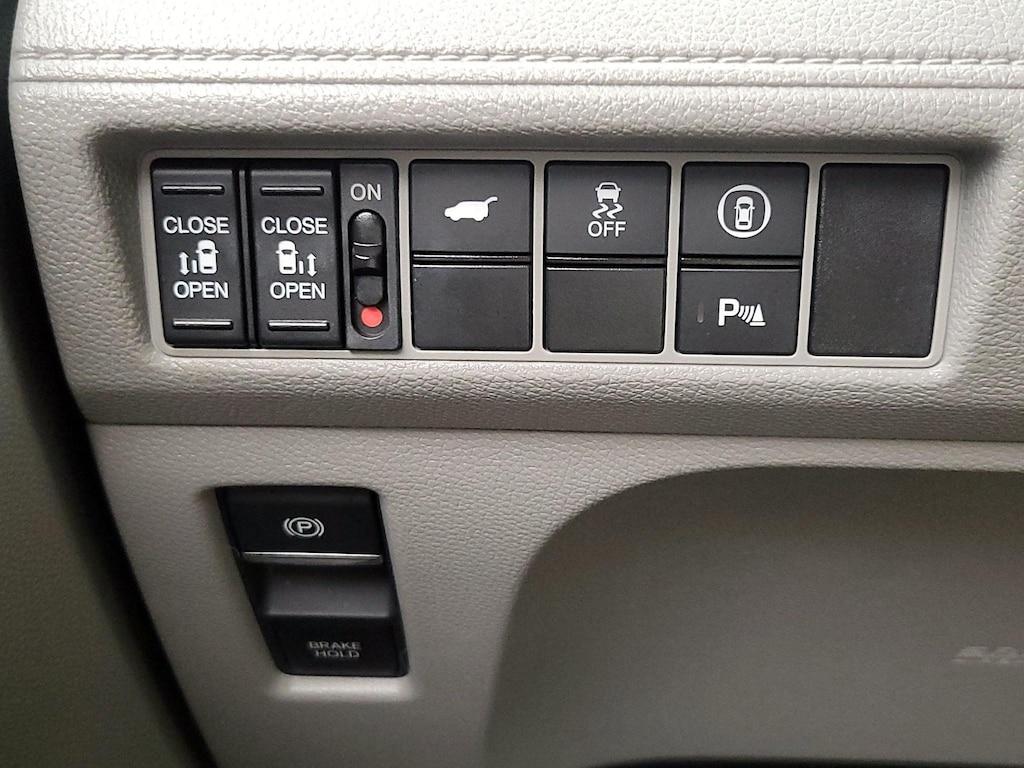 used 2023 Honda Odyssey car, priced at $40,998
