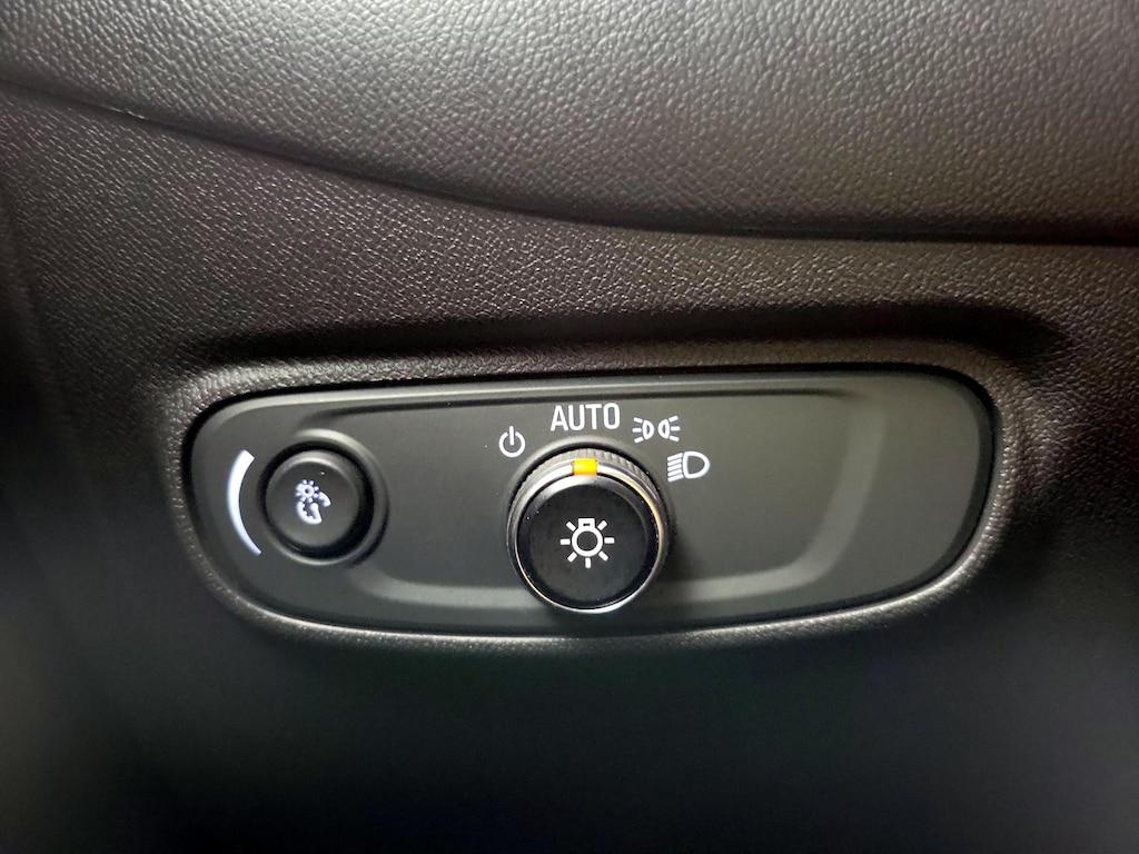 used 2020 Chevrolet Equinox car, priced at $19,998