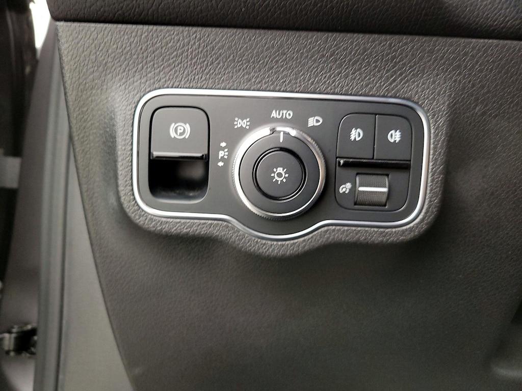 used 2021 Mercedes-Benz GLB 250 car, priced at $24,998